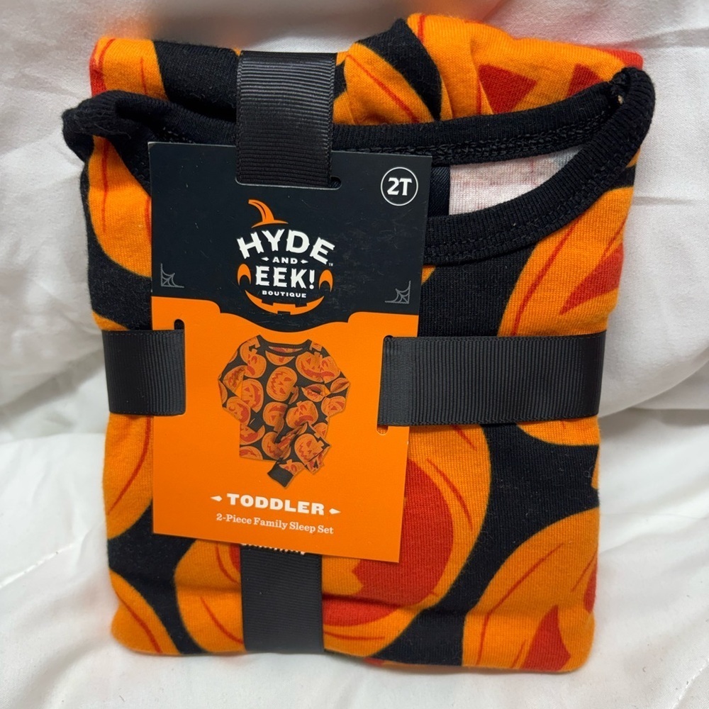 Hyde &Eek Toddler Unisex 2T Month 2-Pc Halloween Pajama Set NWT
